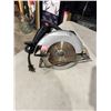 Image 1 : Skil saw