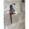 Image 1 : Electric chainsaw