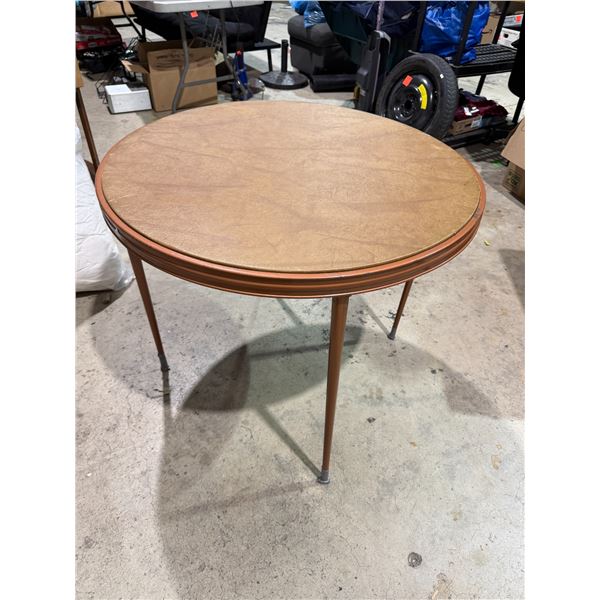 Folding table 3 feet round