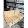 Image 1 : Couch