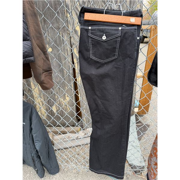 Jeans size 14