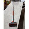 Image 1 : Curling broom