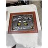 Image 1 : JEREMY's Tavern near decor 16 1/2" x 13 1/2"
