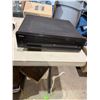 Image 1 : TEAC compact disc multiplayer PD – D 600
