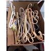 Image 1 : Hangers