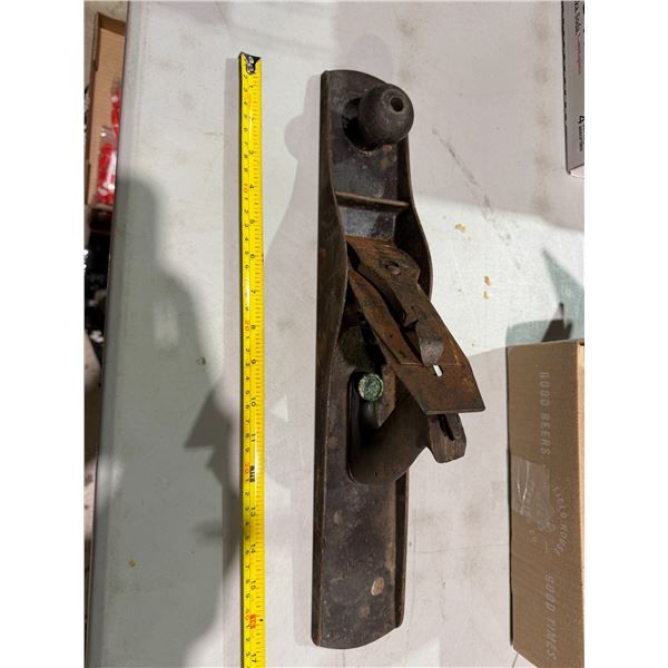 BAILEY  plane knob needs re attachment