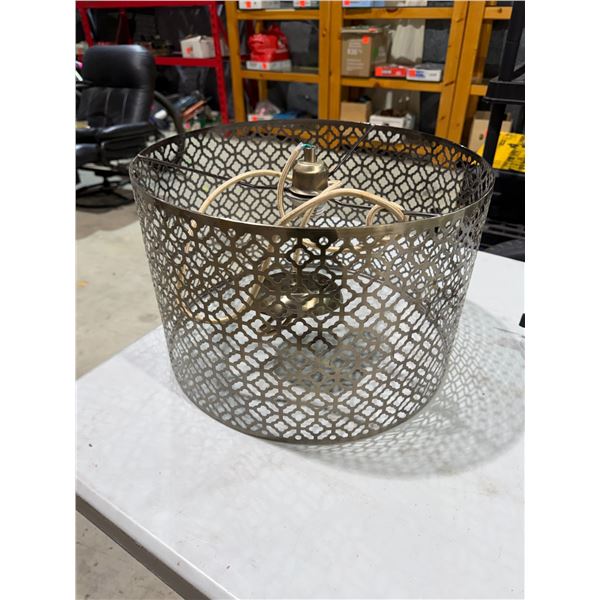 Light fixture