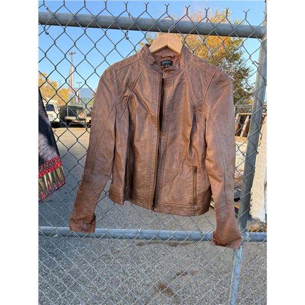 Lord and Taylor size 8
