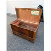 Image 2 : Cedar chest 39" x 18" x 25"