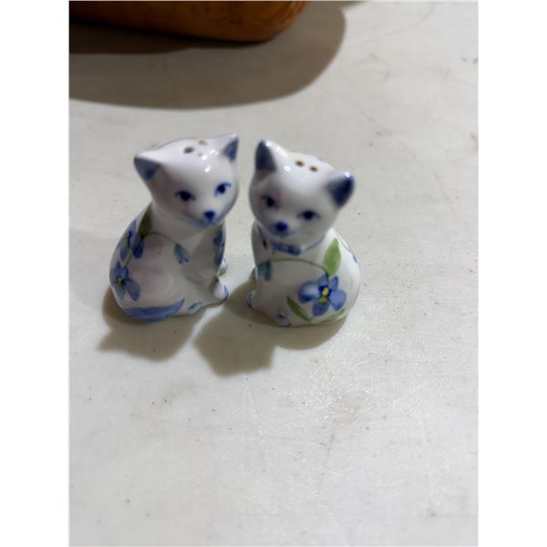 Salt and pepper shakers