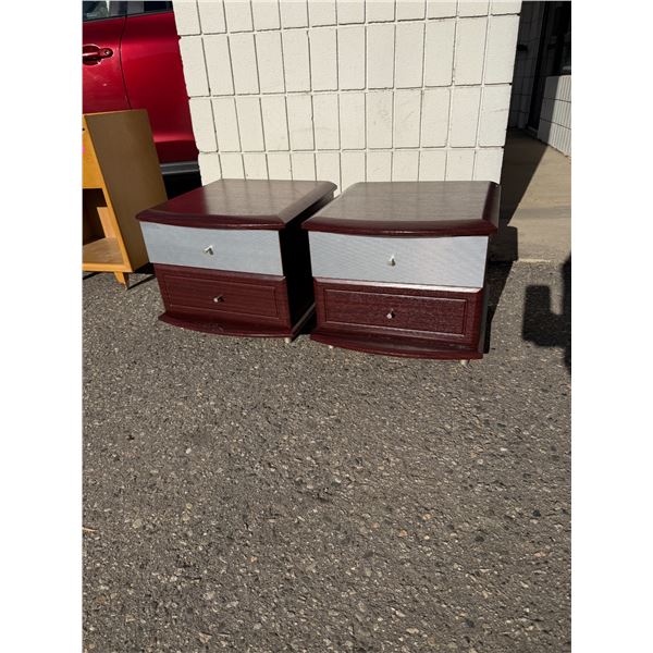 Pair of nightstands 19" x 19" x 15 1/2" tall