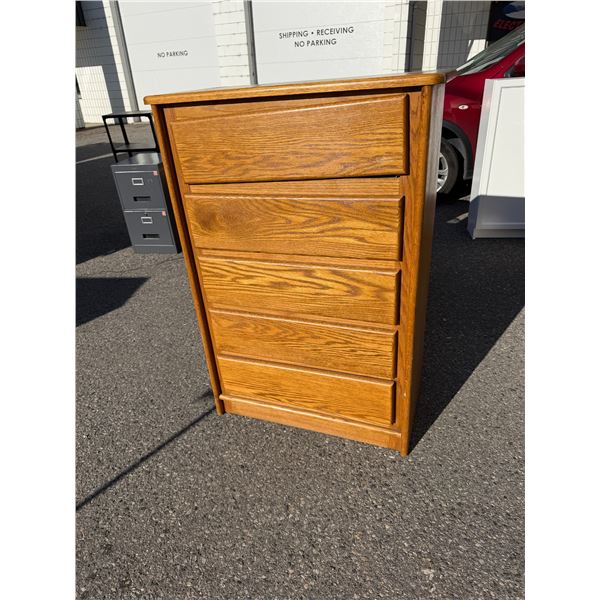 Dresser 32" x 17" x 46 1/2"