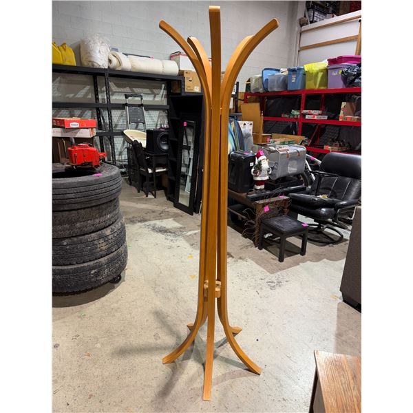 Coat stand