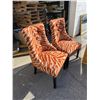 Image 2 : Pair of chairs