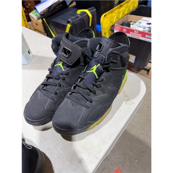 Jordan shoes, size 13