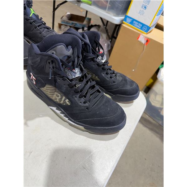 Air Jordan shoes, size 13
