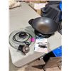 Image 1 : Breville wok