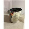Image 1 : Flour sifter