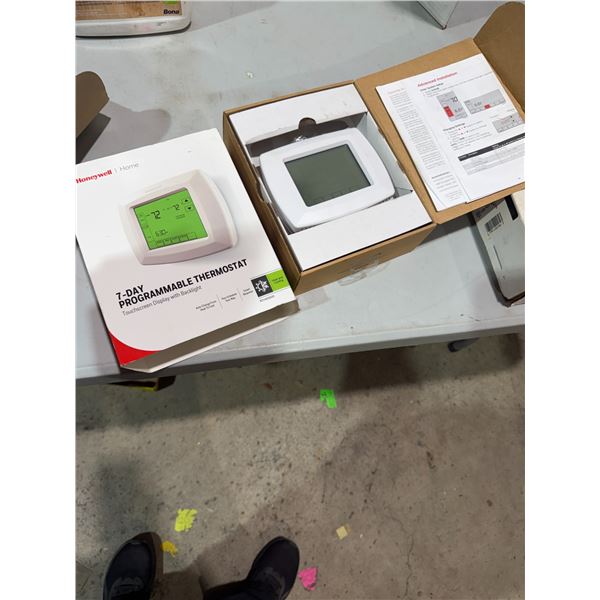 Honeywell seven day programmable thermostat