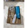 Image 1 : Glass jar, measuring item and glasses, etc.