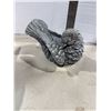 Image 1 : Cement yard bird
