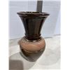Image 1 : Studio Pottery vase Signed