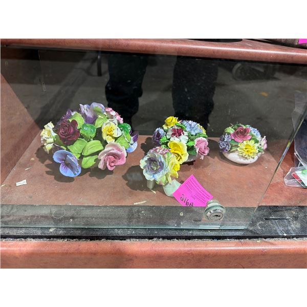 English bone China floral objects
