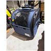 Image 1 : Pet carrier