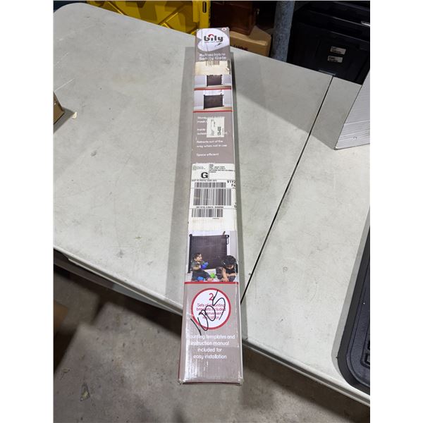 BILY retractable safety gate