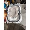 Image 1 : Baby bath item