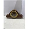 Image 1 : Solar mantel clock no key
