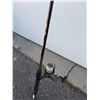 Image 2 : Shakespeare ugly stick with reel