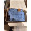 Image 1 : Tommy Bahama 40 x 30
