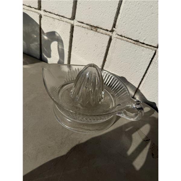 Glass juicer
