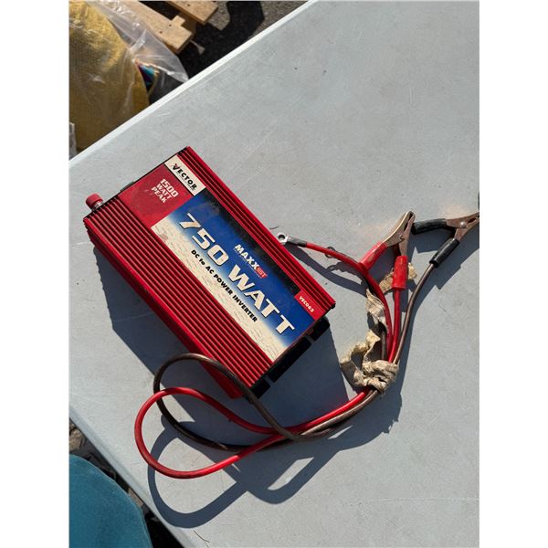 Power inverter