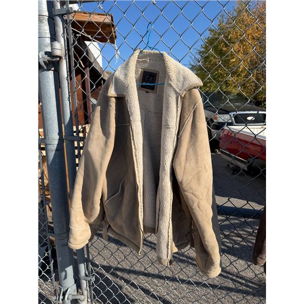 Blend coat size XL
