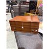 Image 2 : The Empress Jewelry box