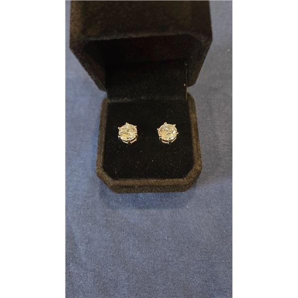 3.0ct stud earrings