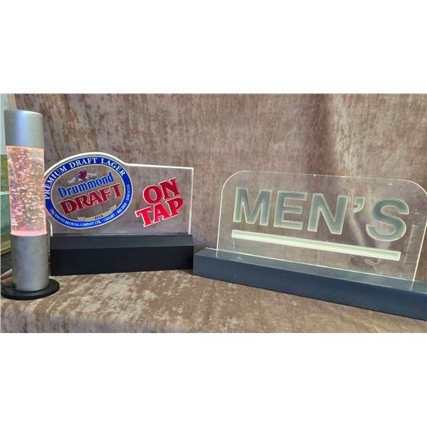 3 Illuminated Signs and Bubble Lamp