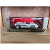 Image 1 : 1:18 Scale 1957 Chevrolet Corvette Diecast Model by Road Signature