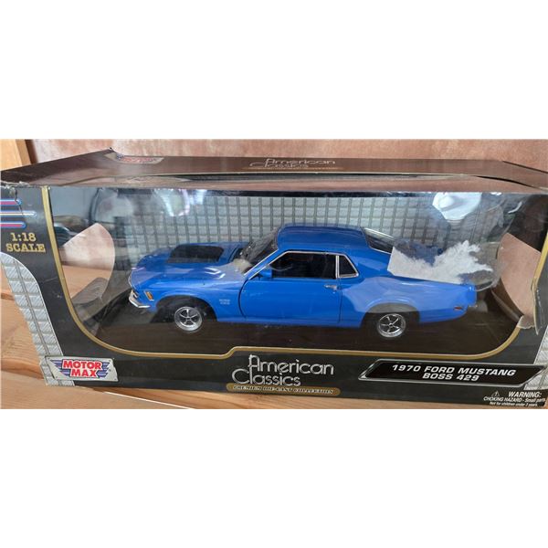 Motor Max 1:18 Scale 1970 Ford Mustang Boss 429 Diecast Model