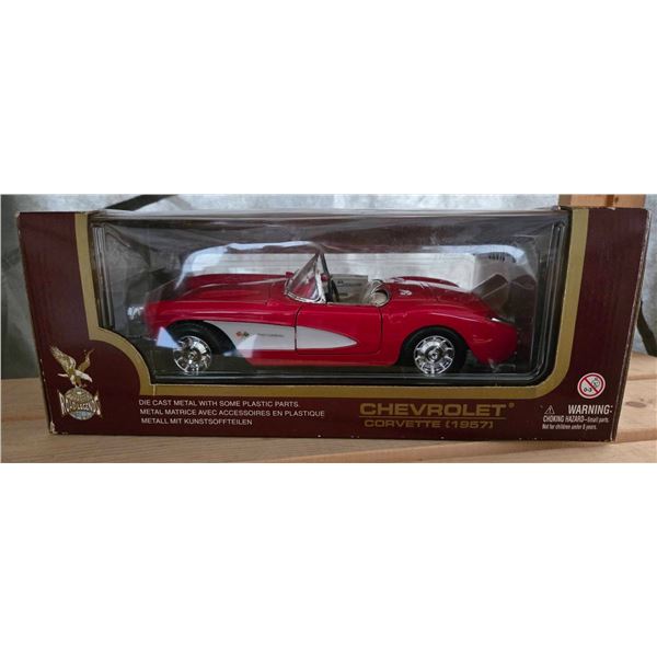 Maisto 1:18 Scale 1957 Chevrolet Corvette Die-Cast Model Car