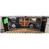 Image 1 : Maisto 1:18 1948 Chevrolet Fleetmaster (Woody) Diecast Model Car