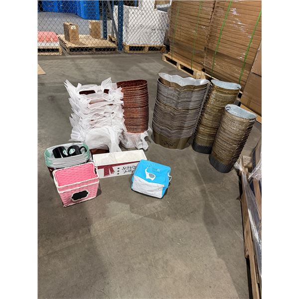 Tin baskets and other — image 11