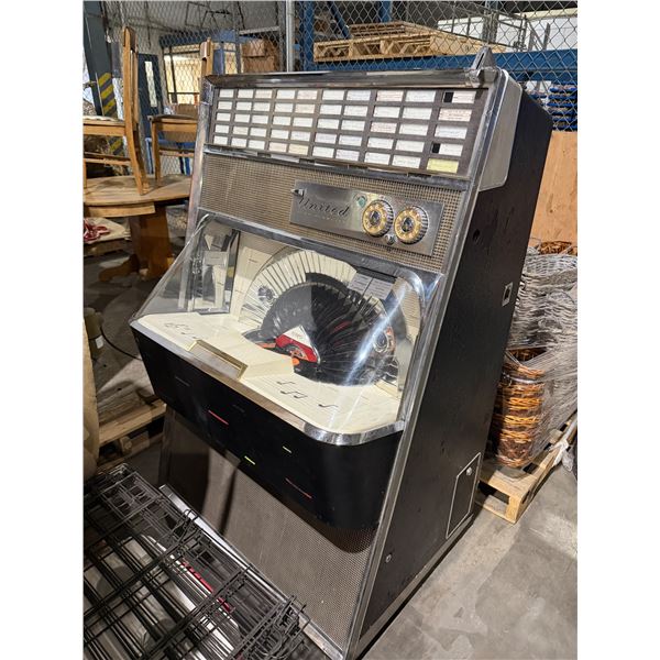 United jukebox model UPB - 100 — image 24