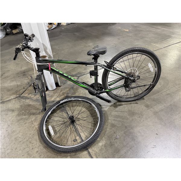 Giant bike size small
