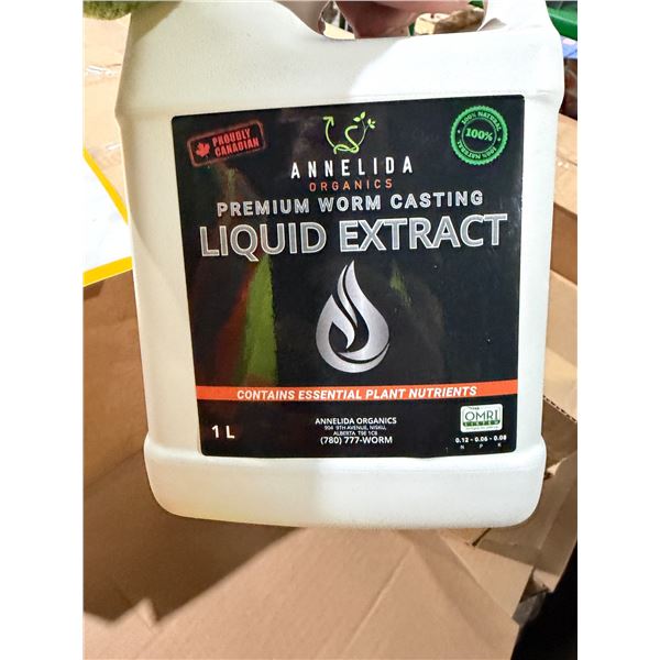 Pallet of ANNELIDA organics premium worm, casting liquid extra