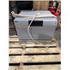Image 1 : Danby countertop dishwasher