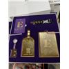 Image 2 : Elton John VIP collectible items