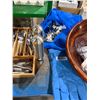 Image 3 : Disposable cutlery, regular cutlery, grinders, teapot, glasses, etc.